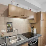 Daire 2 Bedroom Stunning Apartment In Malberg *