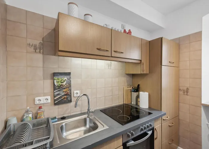 Apartamento 2 Bedroom Awesome In *