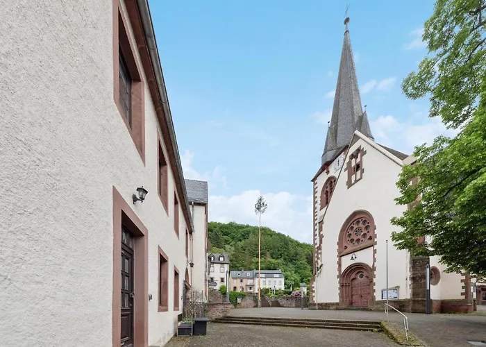 2 Bedroom Awesome In Apartamento *